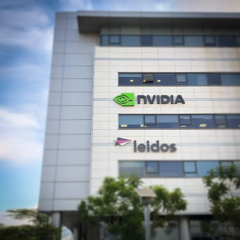 שילוט ומיתוג פנים במשרדי NVIDIA — עבודה של אדם שלטים — תמונה 6