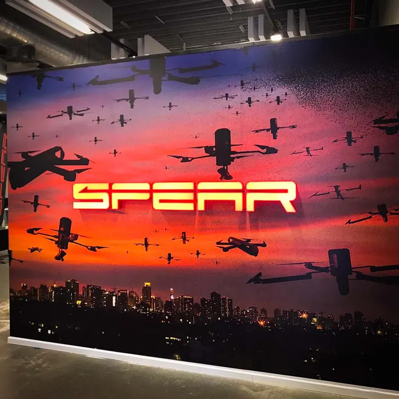 שילוט ומיתוג עבור SPEAR — עבודה של אדם שלטים — תמונה 3